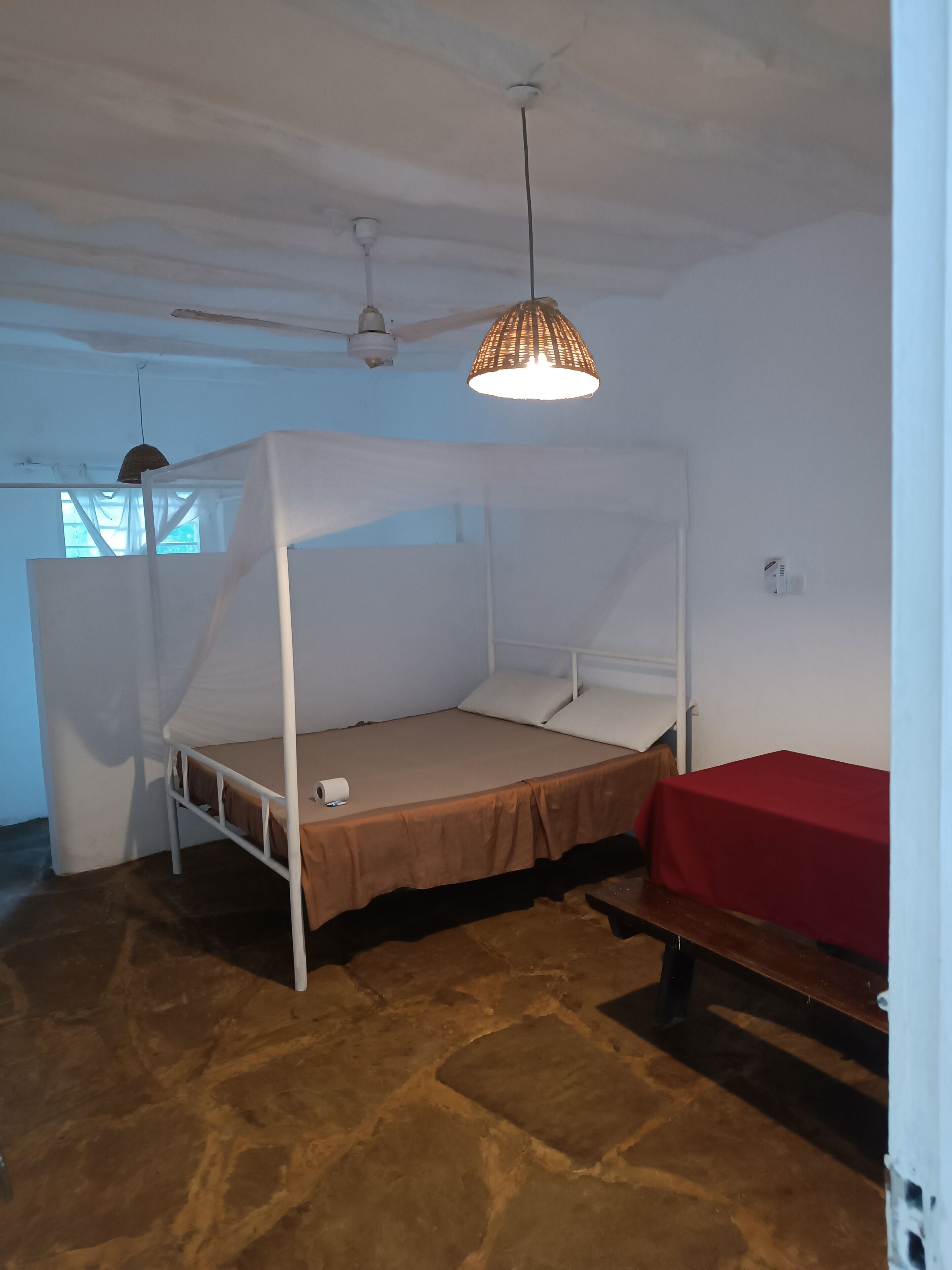 1 bedroom, desk, free WiFi, bed sheets