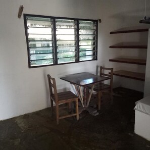 Deluxe Double Room, 1 Bedroom, Pool View, Ground Floor | Living area