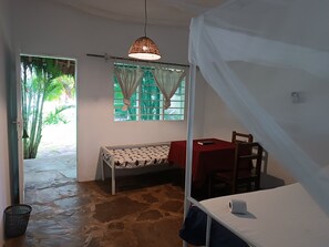 Superior Double Room, 1 Double Bed, Garden View, Garden Area | 1 bedroom, desk, free WiFi, bed sheets - Travellers Inn Resort Malindi (Malindi)