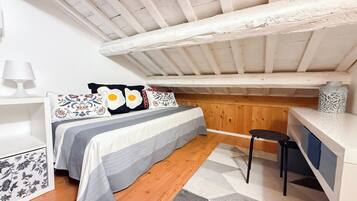 2 bedrooms, in-room safe, iron/ironing board, travel crib