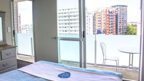 View from room - Quadrant 2 Bdr with Seaview & Parking (Auckland)