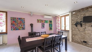 Dining -  House La Rosa "Bruno"    (Pian dei Manzi)