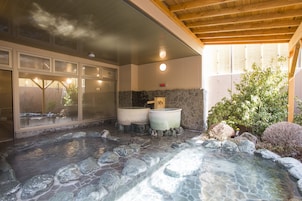 Bañera de hidromasaje exterior