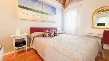 1 chambre, coffres-forts dans les chambres, bureau
