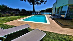 Outdoor pool - Villa Gloria Maria, Swimming Pool - CIN:IT087024C2QQKFD6UP (Mascalucia)
