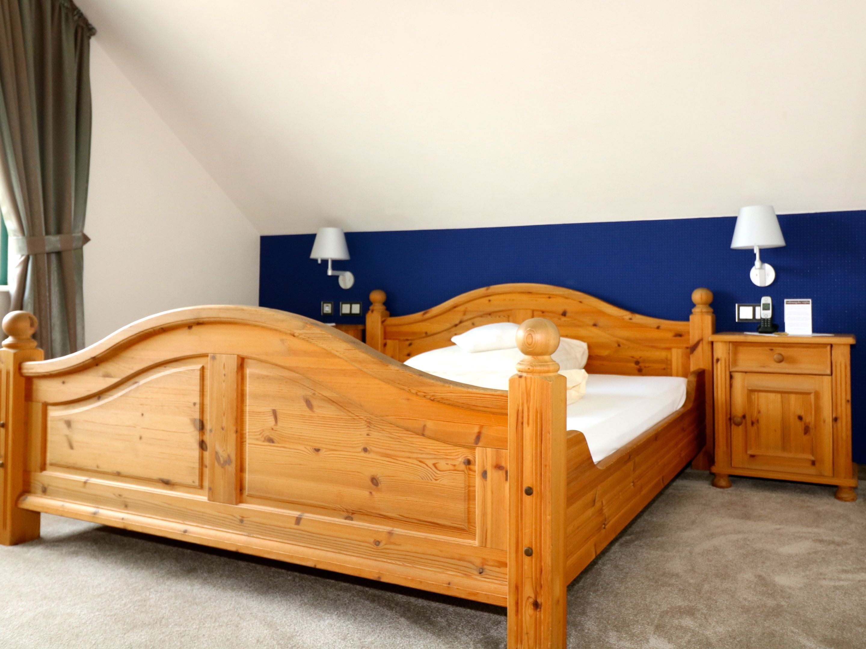 Decoración personalizada, muebles diferentes y escritorio 