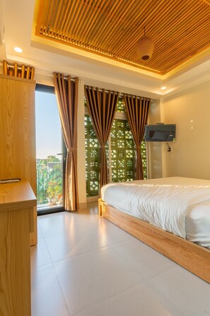 Deluxe Double Room, Balcony, City View | View from room