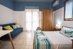 Living area - Saint John Villa Apartments (Kassandra)