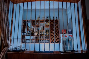 Bar (en el alojamiento)