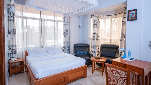 Unclassified image, 1 of 19, button - Venice Hotel (Arusha)