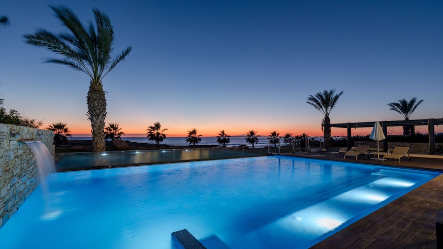 Vivo Mare Beachfront - Seaview Villas