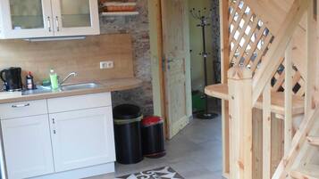 Fridge, oven, dishwasher