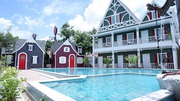 Dúplex, no fumadores, vistas a la piscina | Vistas desde la habitación