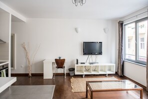 Deluxe Apartment, 1 Queen Bed with Sofa bed | Living area