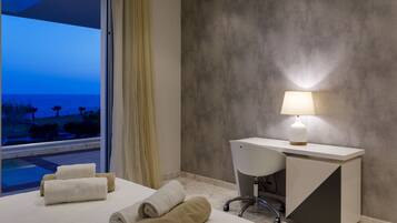 Biệt thự, 6 phòng ngủ, hồ bơi riêng | 6 phòng ngủ, minibar, két bảo mật tại phòng