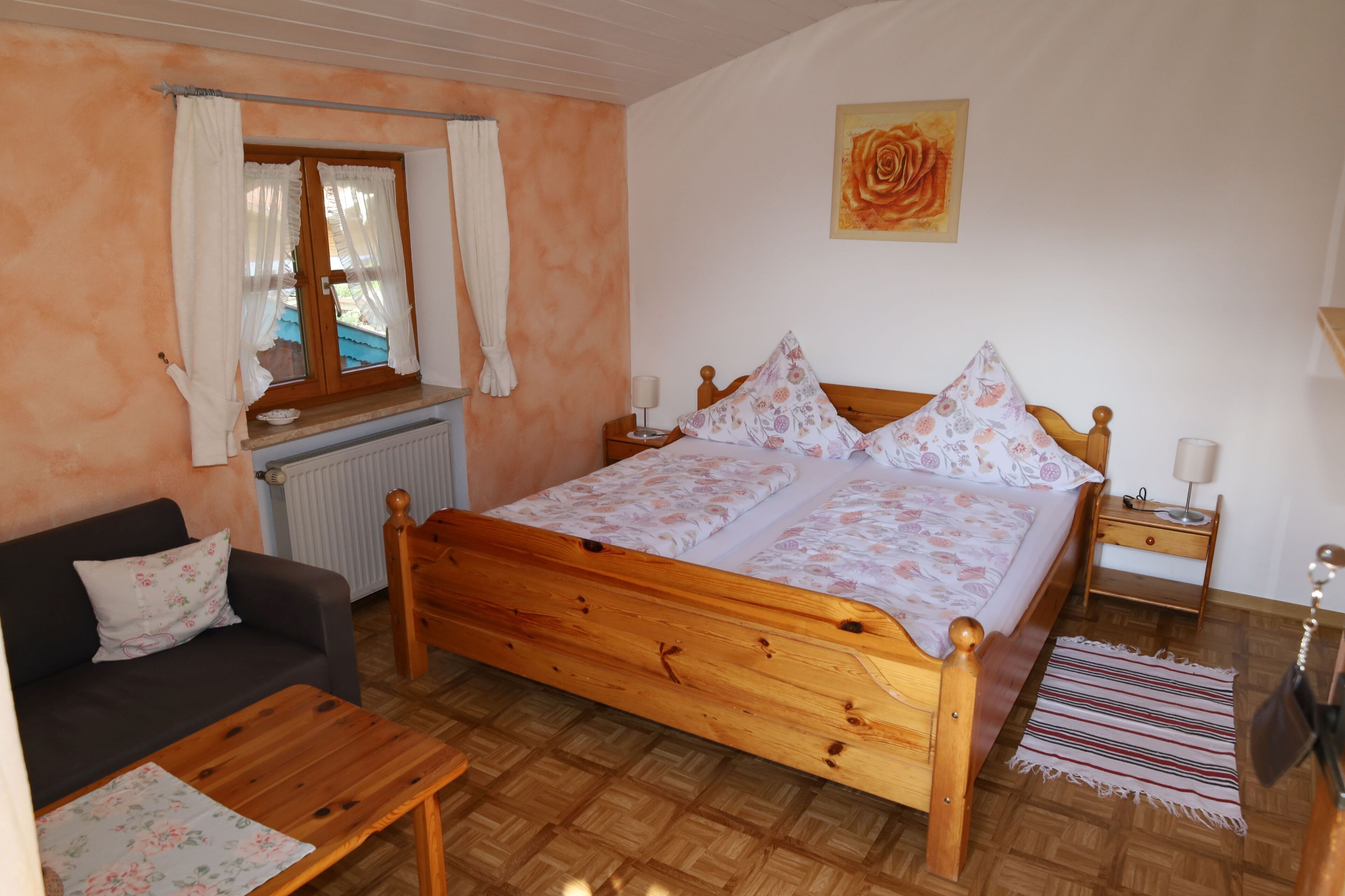 1 habitación y ropa de cama 
