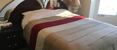 Appartement, 2 chambres | 2 chambres, coffres-forts dans les chambres, rideaux occultants