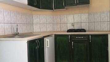 Electric kettle, high chair