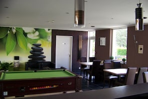 Billards