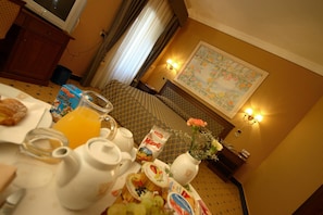 Suite | Room service – dining - Hotel Don Carlo 4S (San Marco Argentano)