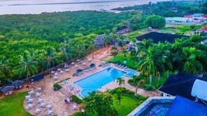 Exterior - Tanga Beach Resort & Spa (Tanga)