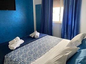 3 bedrooms, free cribs/infant beds, free rollaway beds, free WiFi - B&B Villa Prisiclla (Cinisi)