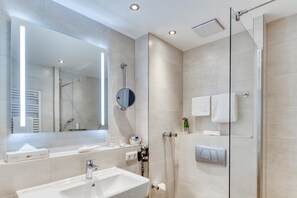Chambre Double Supérieure | Salle de bain