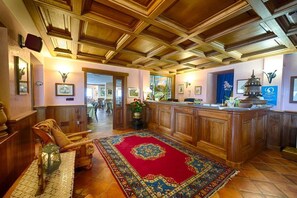 Reception hall - Hotel Granta Parey (Rhemes-Notre-Dame)