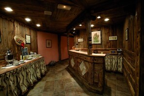 Sauna, bain à remous, hammam, massages