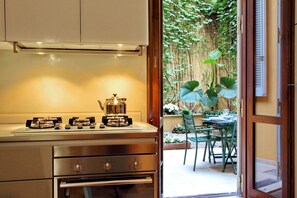 Apartment | Dapur peribadi | Peti sejuk, ketuhar gelombang mikro, ketuhar, dapur 