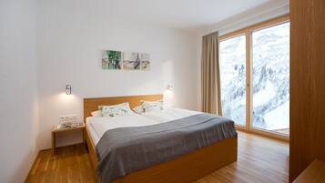 Căn hộ cơ bản, 1 phòng ngủ | Bộ đồ giường cao cấp, két bảo mật tại phòng, phòng cách âm