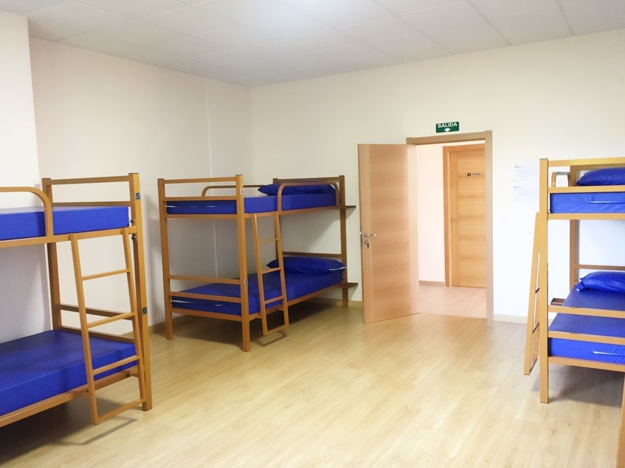 1 bedroom, soundproofing, free cribs/infant beds, free WiFi