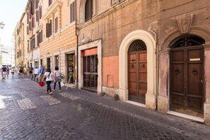 Exterior - Rome Accommodation - Cavour (Rome)