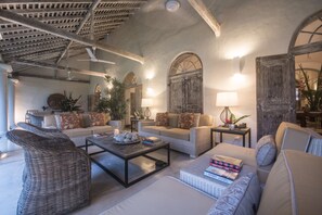 Interior - 20 Middle Street (Galle)