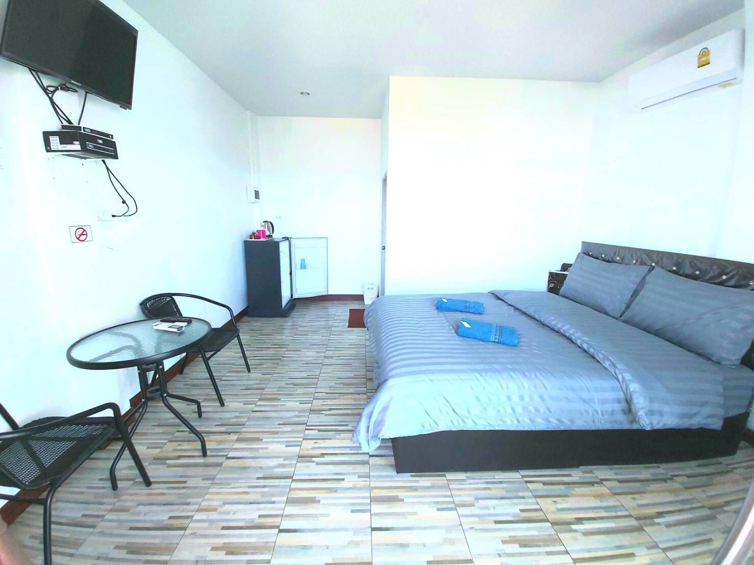 Chambre Standard, vue mer | Lits pliants/supplémentaires, Wi-Fi gratuit