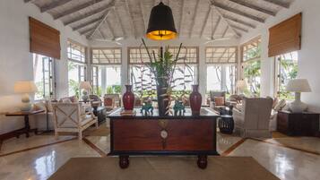 Vila Grand, 4 kamar tidur, pemandangan laut | Area keluarga