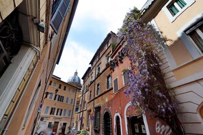 Exterior - Rome Accommodation - Giulia II (Rome)