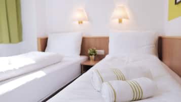 Standard-Zweibettzimmer | 1 Schlafzimmer, Schreibtisch, Bügeleisen/Bügelbrett, kostenloses WLAN