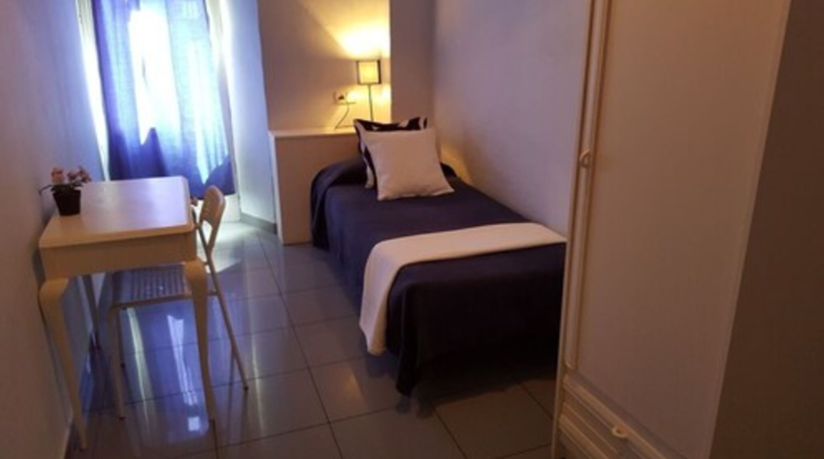 Photo - Ella Hostel Boqueria