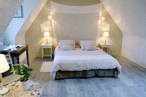 Literie de qualité supérieure, décoration personnalisée