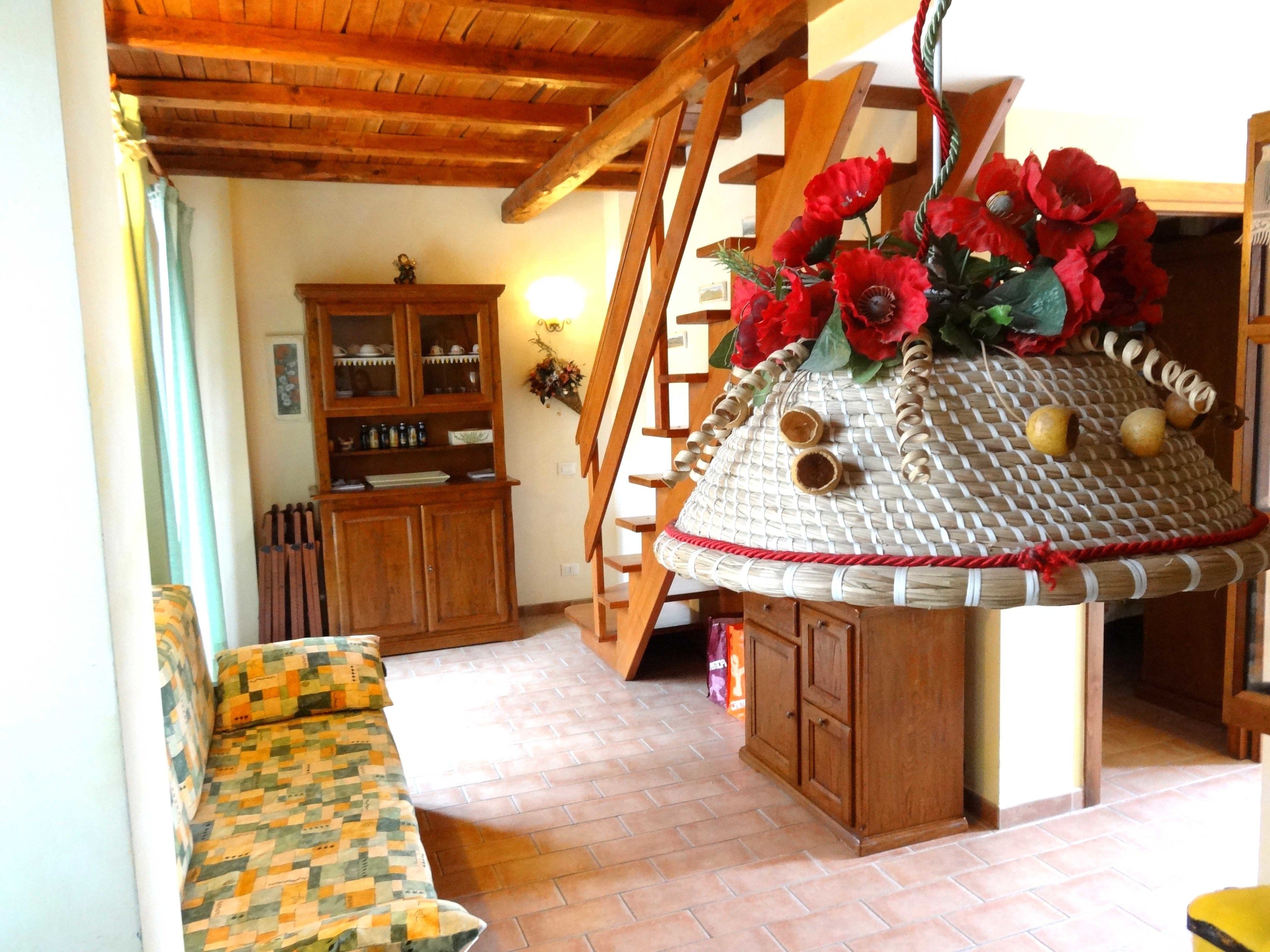 Traditional Apartment, 2 Bedrooms | Living room | 22-inch LED TV with digital channels, TV