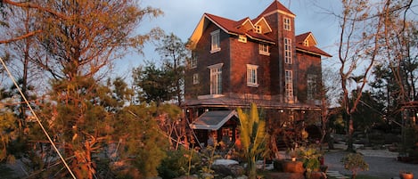 Fachada de la propiedad