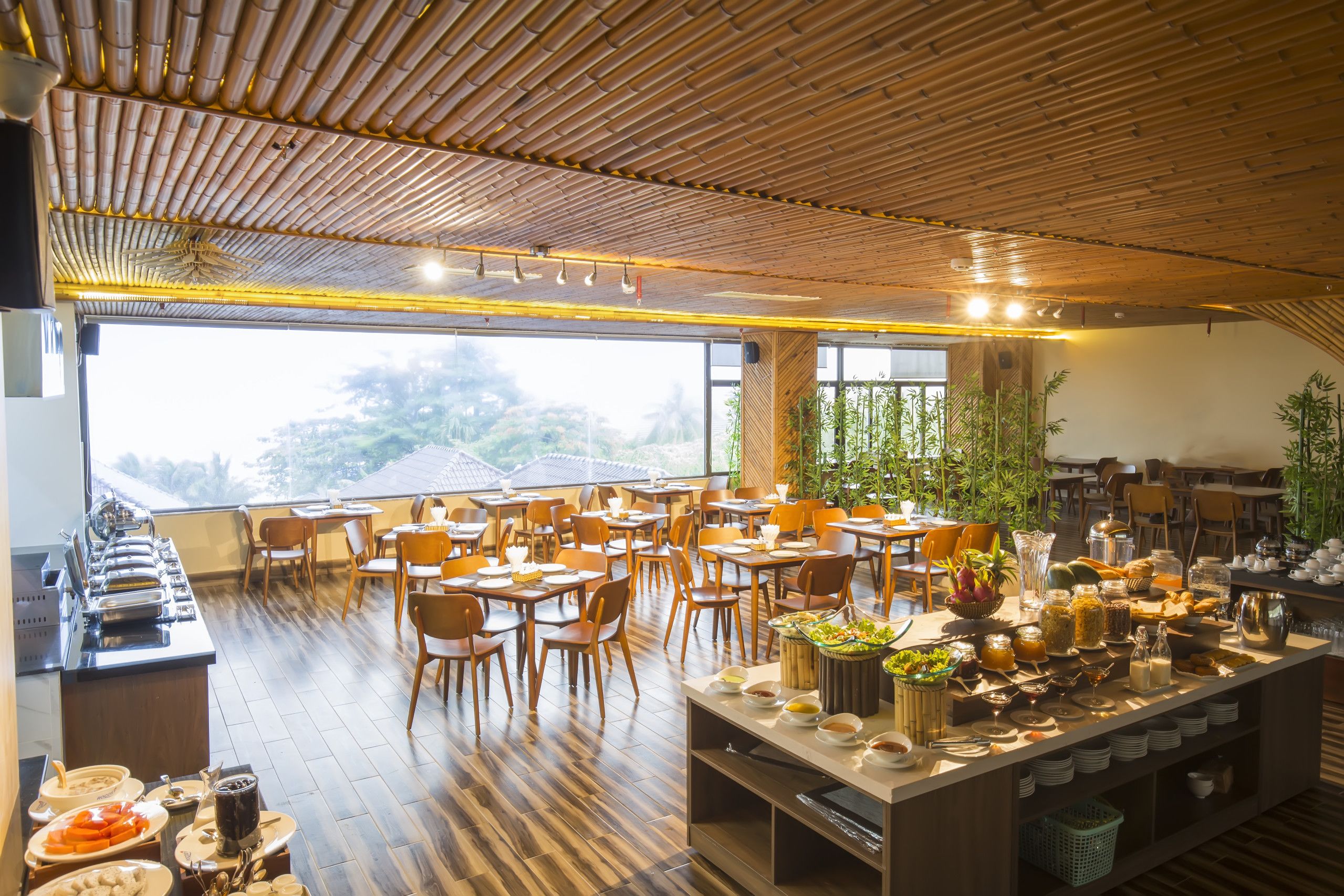 Photo - Coral Bay Resort