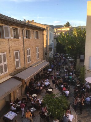 View from property - L'Ajoucadou (Lourmarin)