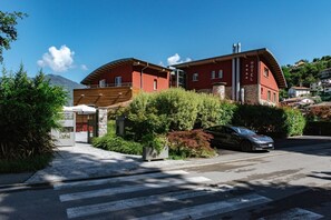Uklassifisert bilde, 2 av 45, knapp
