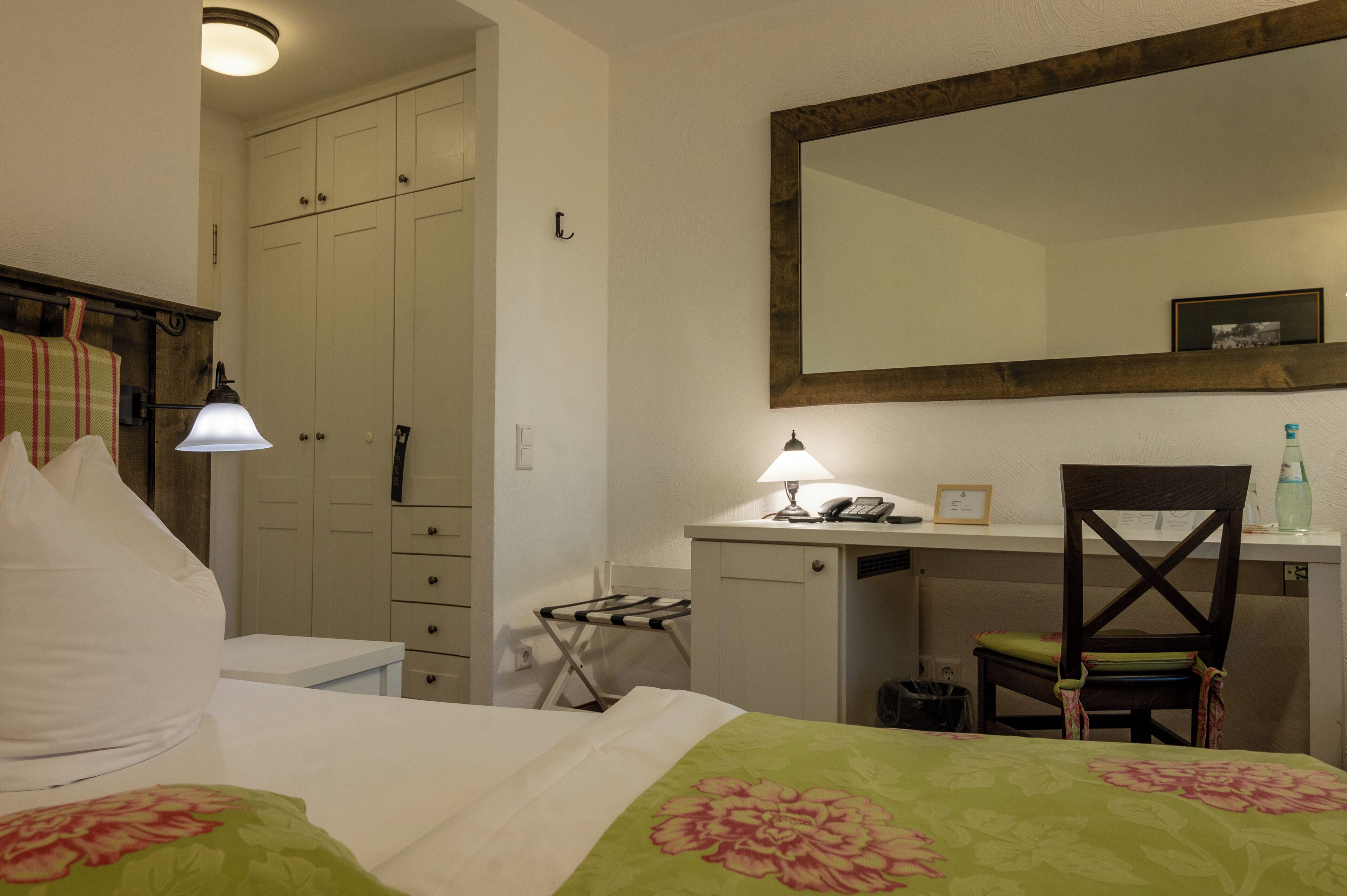 in-room safe, individually decorated, individually furnished, desk