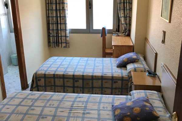 Free cots/infant beds, rollaway beds, free WiFi, bed sheets