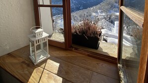 Comfort Suite, Mountain View (2) | Point of interest - Auberge de la Foret (Auris)