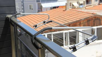 Tripla Deluxe, vista mare parziale | Terrazza/patio