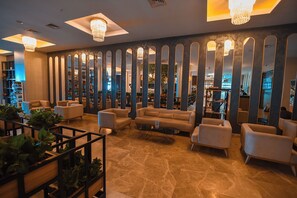 Reception - Royal Comfort Hotel (Arakli)